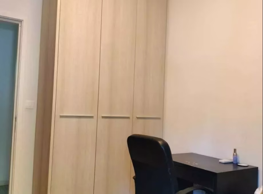单间出租 • 后港 •  Canberra Residences • S$800 • 共管公寓 • 普通房 照片