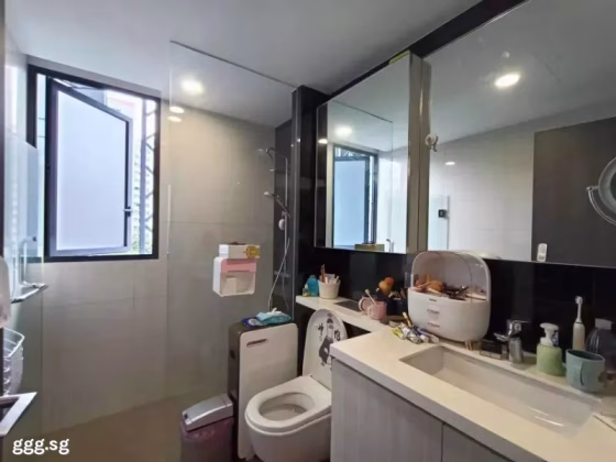 单间出租 • 马林百列 •  Gem Residences • S$2000 • 共管公寓 • 主人房 照片