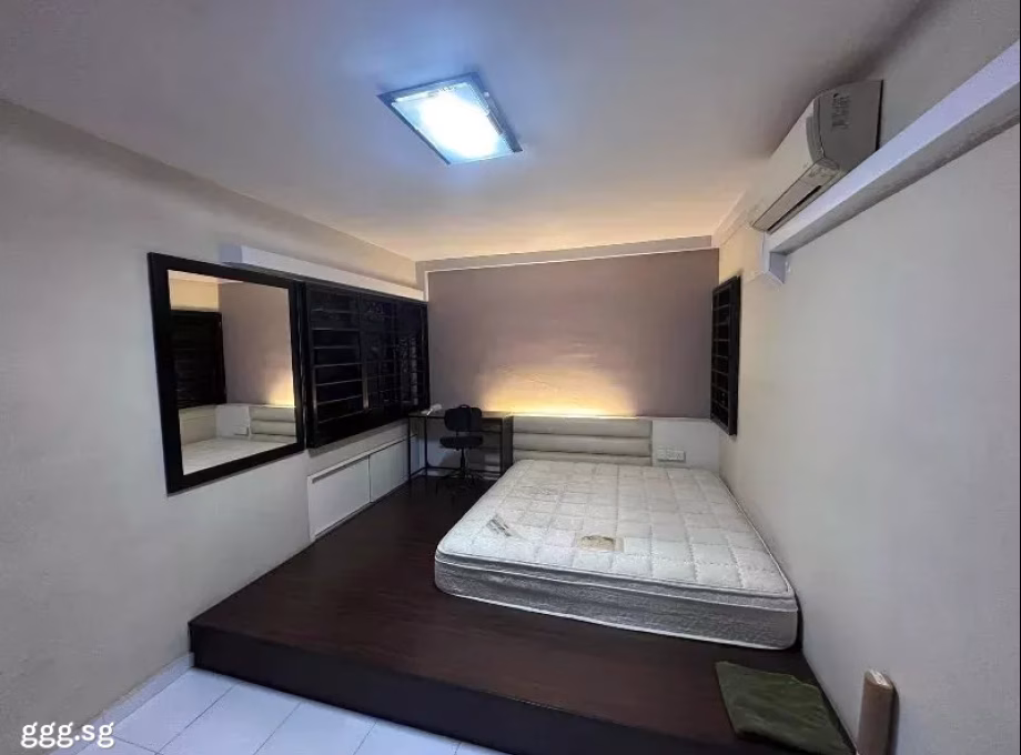 单间出租 • 林厝港 • 601 Jurong West Street 62 • S$1400 • 3房(2臥室) • 主人房 照片