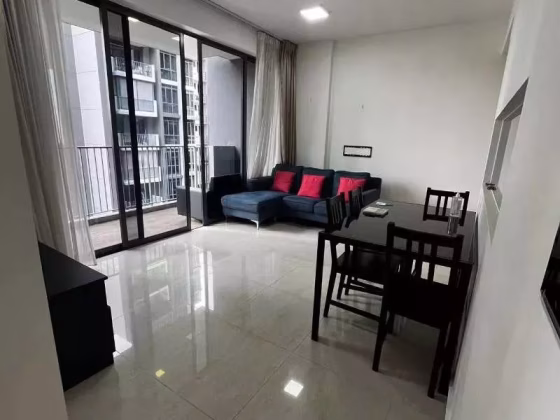 整套出租 • 碧山 •  La Fiesta • S$3700 • 住宅公寓 •  照片