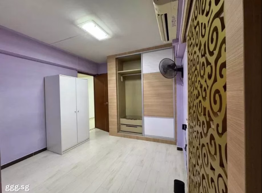 单间出租 • 武吉班让 • 712 Clementi West Street 2 • S$1000 • 3房(2臥室) • 普通房 照片