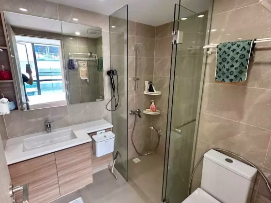 单间出租 • 西部集水区 •  Treasure At Tampines • S$1900 • 住宅公寓 • 主人房 照片