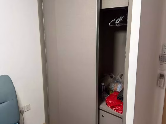 单间出租 • 后港 •  Parc Life • S$1000 • 共管公寓 • 普通房 照片