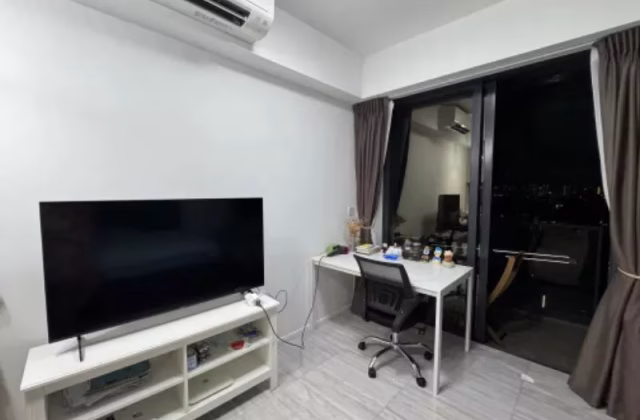 整套出租 • 欧南 •  Parc Esta • S$3300 • 住宅公寓 • 500ft² / 46m²