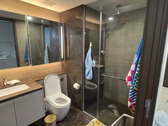 整套出租 • 欧南 •  Parc Esta • S$3300 • 住宅公寓 • 500ft² / 46m² 照片