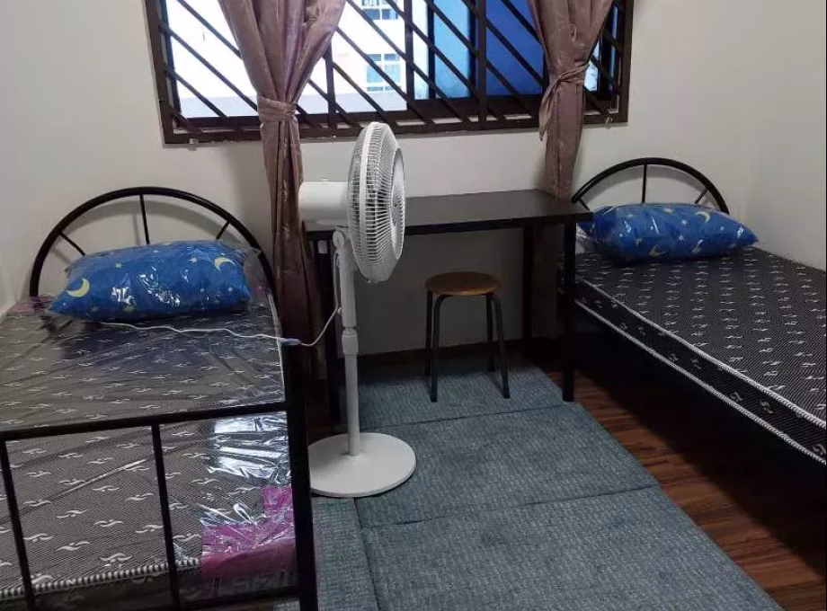 单间出租 • 梧槽 • 389 Yishun Avenue 6 • S$500 • 3房(2臥室) • 床位出租 照片