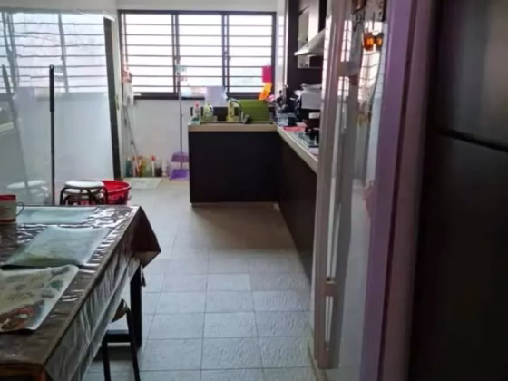 单间出租 • 梧槽 • 389 Yishun Avenue 6 • S$500 • 3房(2臥室) • 床位出租 照片
