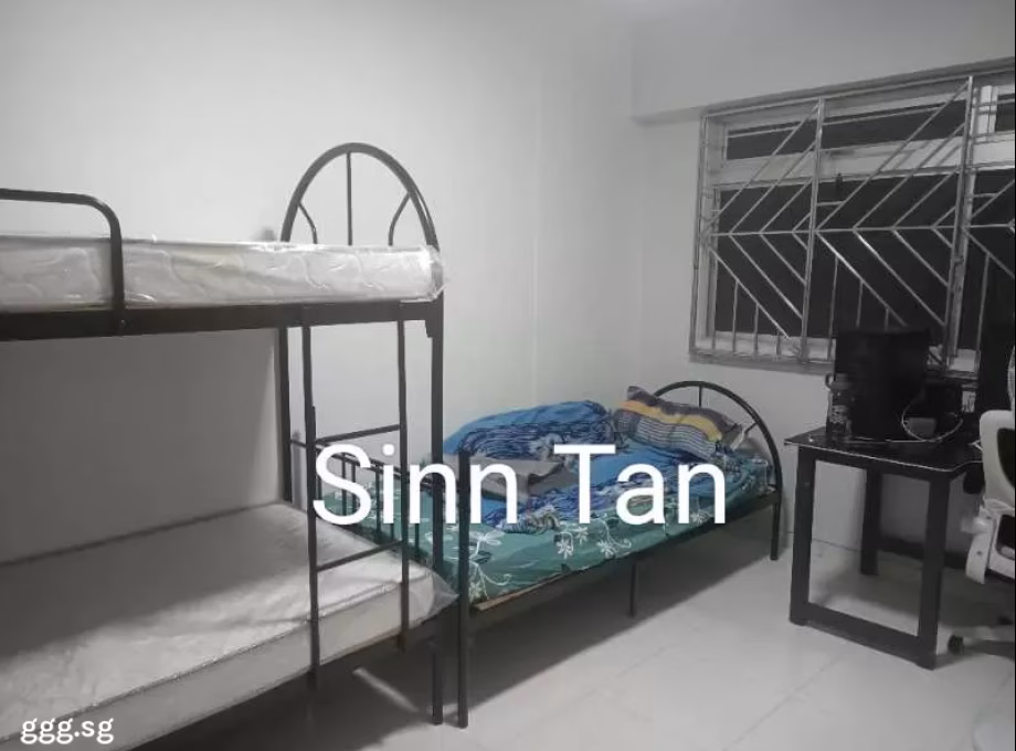 单间出租 • 西部集水区 • 489B Tampines Street 45 • S$500 • 4房(3臥室) • 床位出租 照片