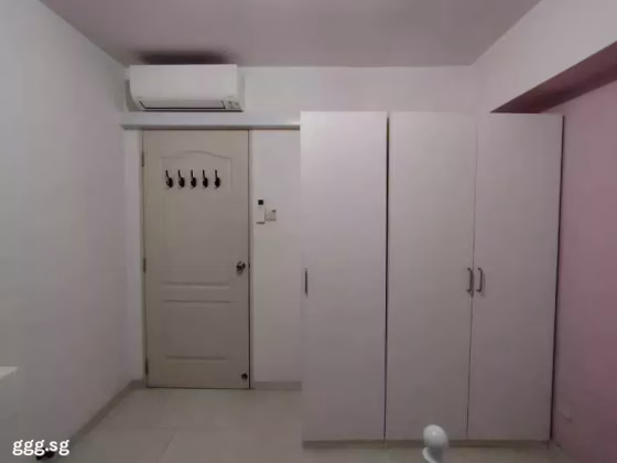 单间出租 • 碧山 • 324A Sengkang East Way • S$800 • 3房(2臥室) • 普通房 照片