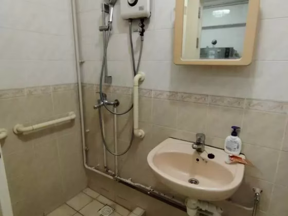 单间出租 • 碧山 • 324A Sengkang East Way • S$800 • 3房(2臥室) • 普通房 照片