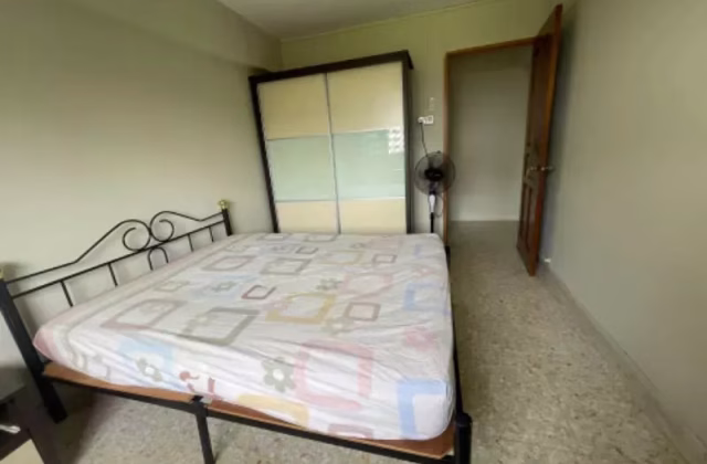 单间出租 • 武吉知马 • 552 Bedok North Avenue 1 • S$1350 • 4房(3臥室) • 普通房