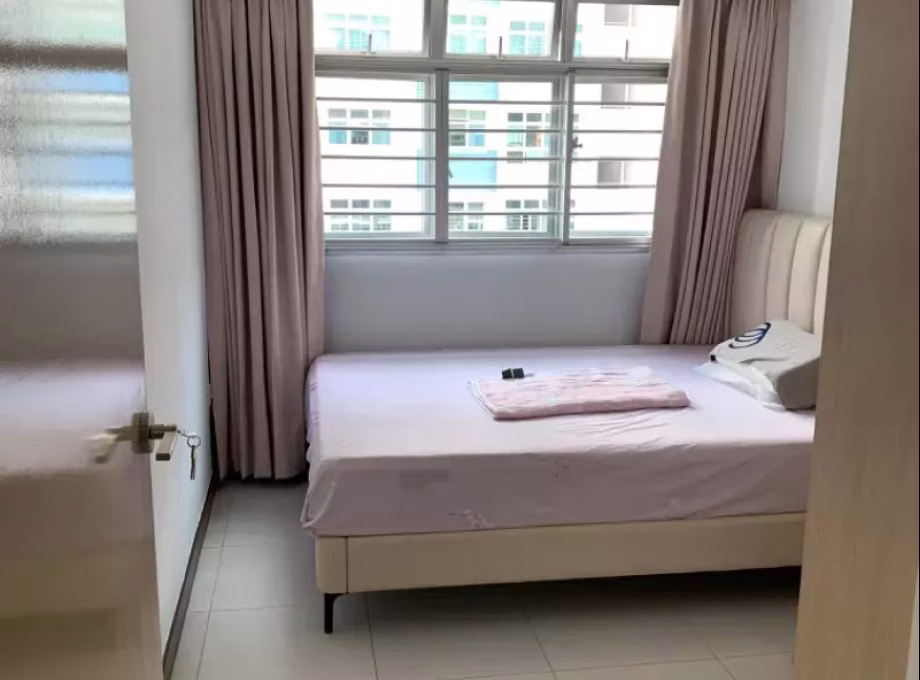 单间出租 • 樟宜 • 211C Punggol Walk • S$1000 • 4房(3臥室) • 普通房 照片