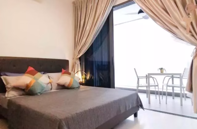 单间出租 • 林厝港 •  The Lakefront Residences • S$1600 • 4房(3臥室) • 普通房