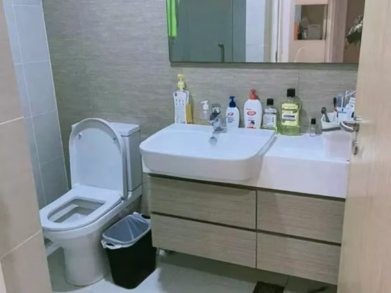 单间出租 • 林厝港 •  The Lakefront Residences • S$1600 • 4房(3臥室) • 普通房 照片