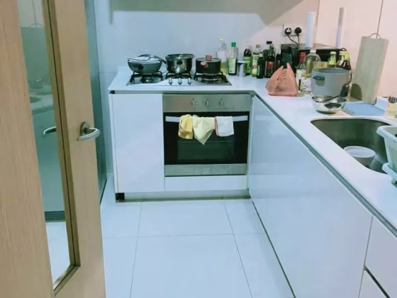 单间出租 • 林厝港 •  The Lakefront Residences • S$1600 • 4房(3臥室) • 普通房 照片