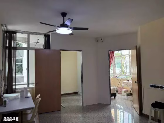 单间出租 • 红山 •  Maysprings • S$1000 • 住宅公寓 • 普通房 照片