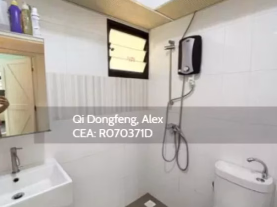 整套出租 • 市中心 • 110 Bishan Street 12 • S$2800 • 3房(2臥室) • 731ft² / 67m² 照片