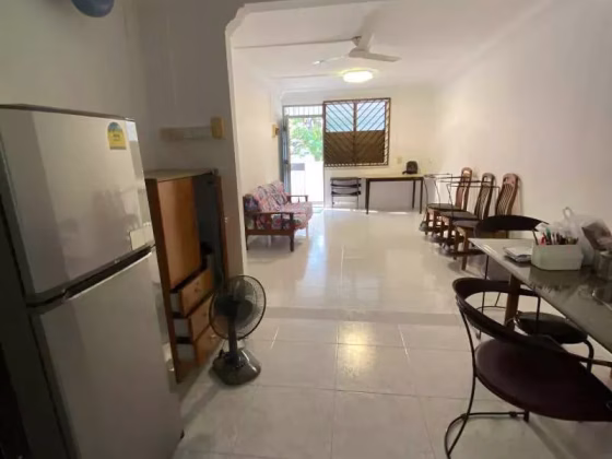 整套出租 • 马林百列 • 116 Lorong 2 Toa Payoh • S$3200 • 3房(2臥室) • 710ft² / 65m² 照片
