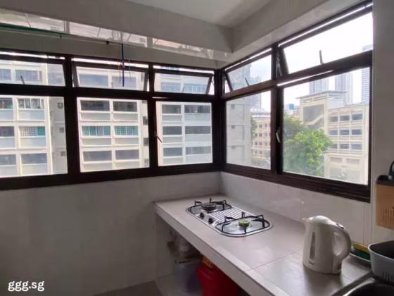 整套出租 • 马林百列 • 116 Lorong 2 Toa Payoh • S$3200 • 3房(2臥室) • 710ft² / 65m² 照片