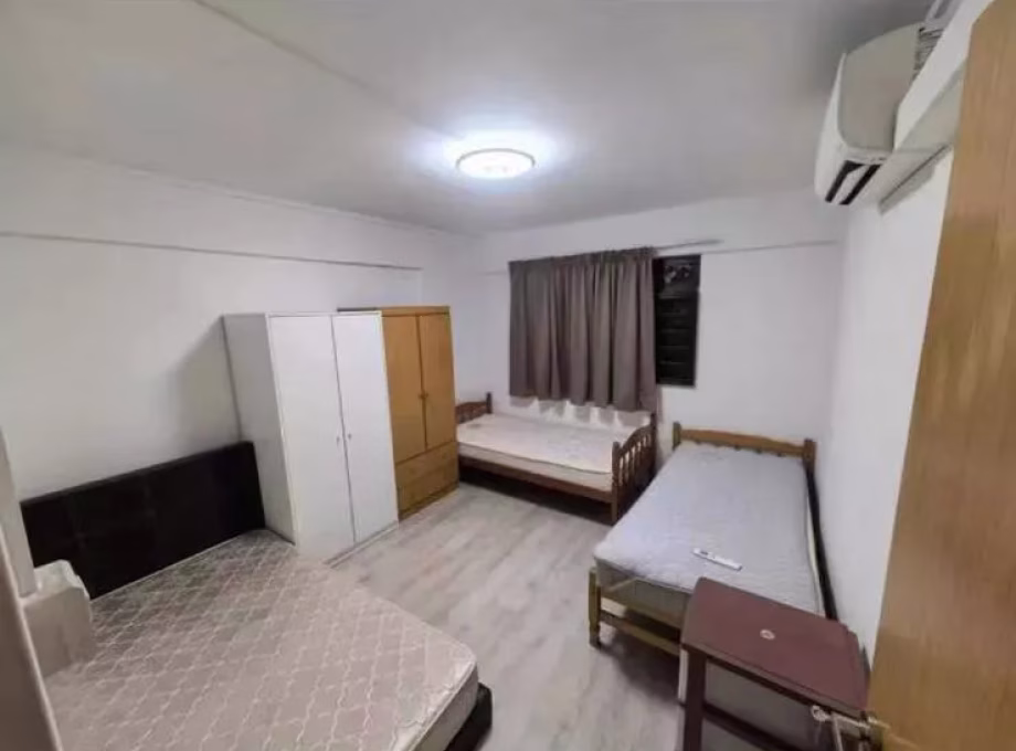 单间出租 • 新加坡河 • 248 Hougang Avenue 3 • S$550 • 4房(3臥室) • 床位出租 照片
