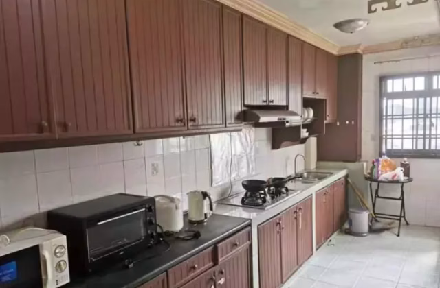 单间出租 • 林厝港 • 660A Jurong West Street 64 • S$1200 • 4房(3臥室) • 普通房