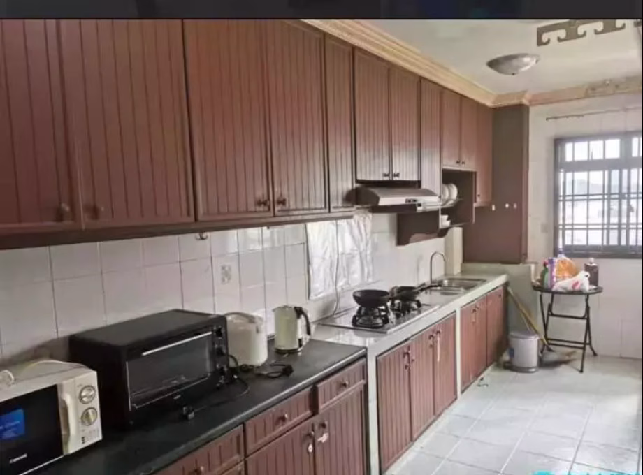 单间出租 • 林厝港 • 660A Jurong West Street 64 • S$1200 • 4房(3臥室) • 普通房 照片