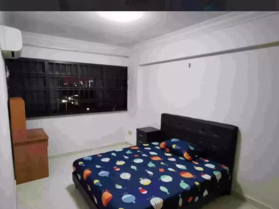 单间出租 • 林厝港 • 660A Jurong West Street 64 • S$1200 • 4房(3臥室) • 普通房 照片