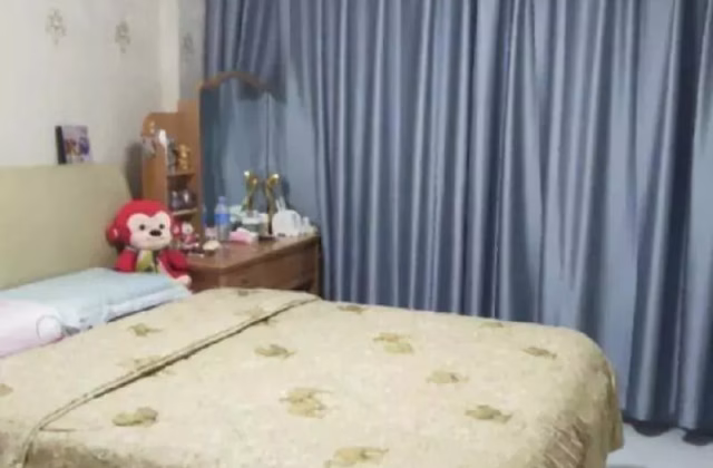 单间出租 • 金文泰 • 129 Kim Tian Road • S$1350 • 3房(2臥室) • 普通房