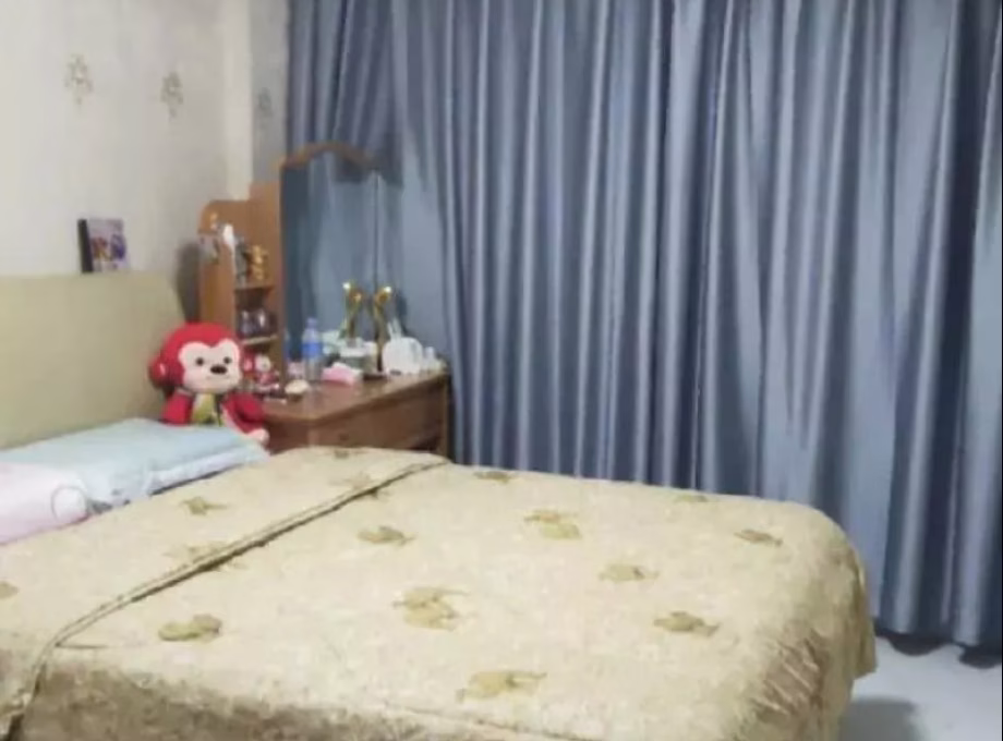 单间出租 • 金文泰 • 129 Kim Tian Road • S$1350 • 3房(2臥室) • 普通房 照片