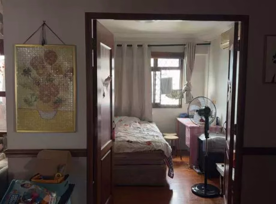 单间出租 • 后港 • 337 Sembawang Crescent • S$800 • 5房(4臥室) • 普通房 照片