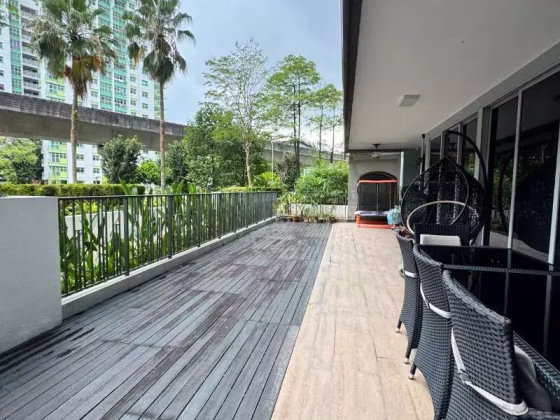 房屋出售 • 榜鹅 •  Prive • S$1980000 • 共管公寓 • 1604ft² / 149m² 照片