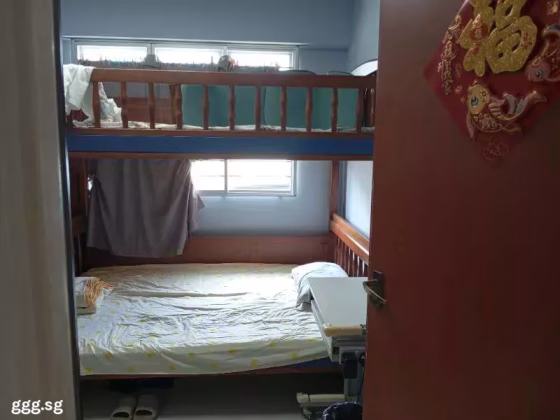 单间出租 • 梧槽 • 677C Yishun Ring Road • S$900 • 4房(3臥室) • 普通房 照片
