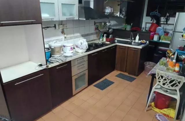 单间出租 • 林厝港 • 609 Jurong West Street 65 • S$1800 • 4房(3臥室) • 主人房