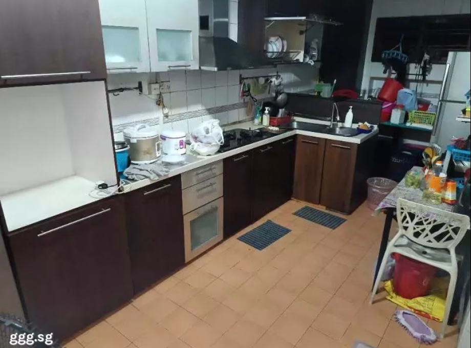 单间出租 • 林厝港 • 609 Jurong West Street 65 • S$1800 • 4房(3臥室) • 主人房 照片