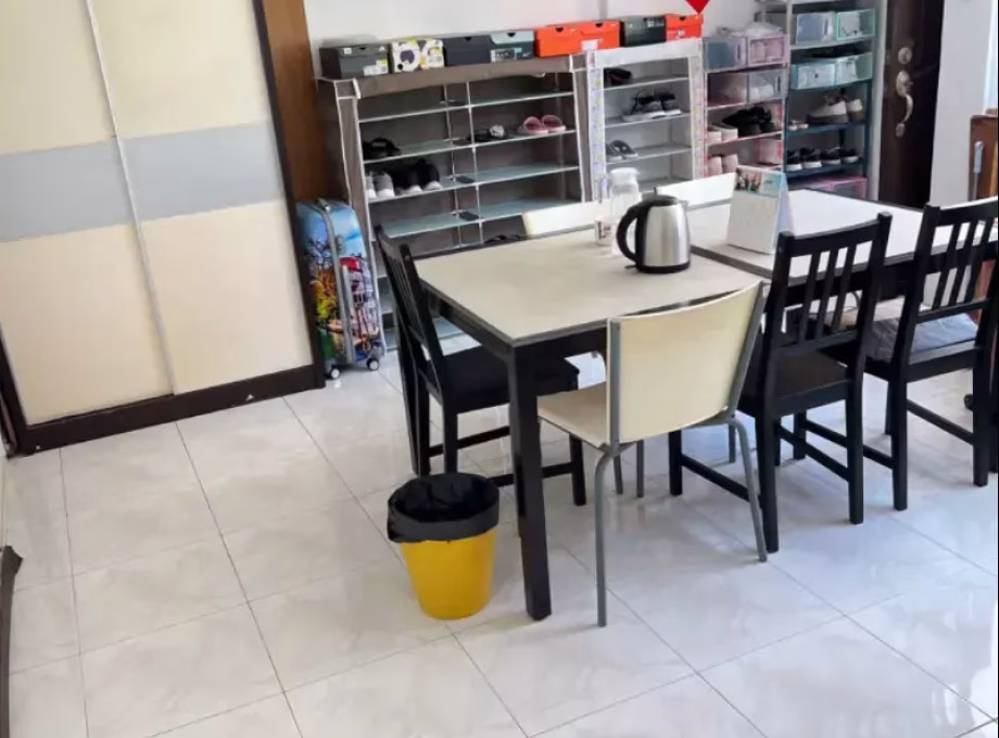 单间出租 • 西部集水区 • 459 Tampines Street 42 • S$1000 • 4房(3臥室) • 普通房 照片