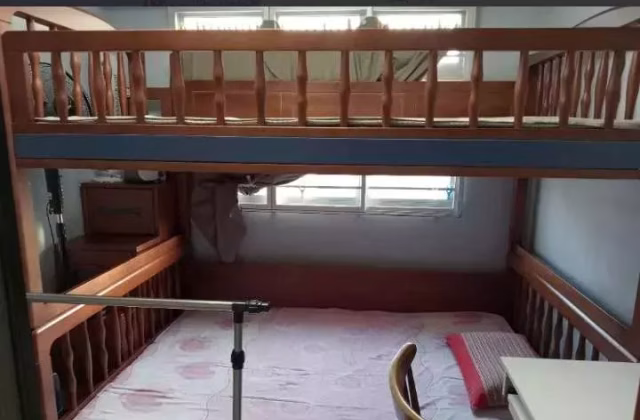 单间出租 • 梧槽 • 677C Yishun Ring Road • S$900 • 4房(3臥室) • 普通房