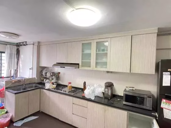 单间出租 • 梧槽 • 209 Yishun Street 21 • S$1000 • 3房(2臥室) • 普通房 照片