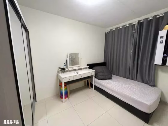 单间出租 • 武吉巴督 • 367 Bukit Batok Street 31 • S$850 • 3房(2臥室) • 普通房 照片