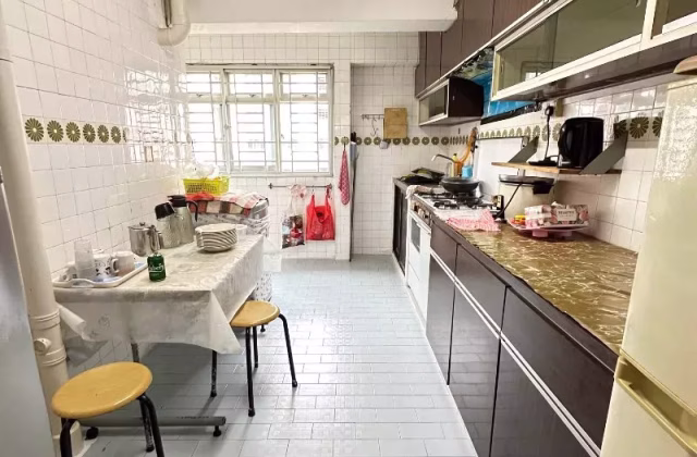 房屋出售 • 乌节 • 101 Ang Mo Kio Avenue 3 • S$560000 • 3房(2臥室) • 990ft² / 91m²