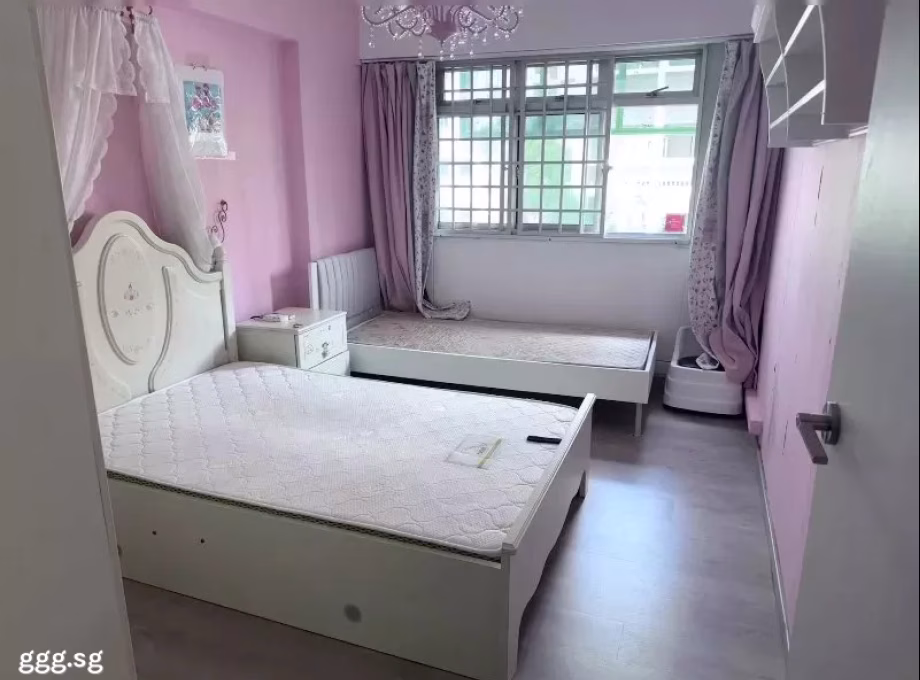 单间出租 • 后港 • 314 Sembawang Drive • S$600 • 4房(3臥室) • 普通房 照片