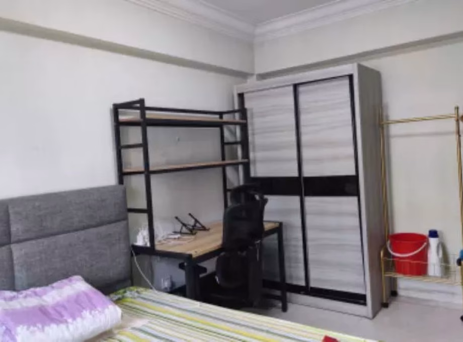 单间出租 • 林厝港 • 651A Jurong West Street 61 • S$1200 • 4房(3臥室) • 普通房 照片