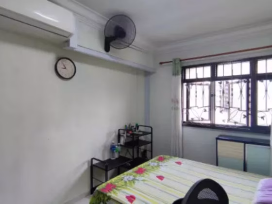 单间出租 • 林厝港 • 651A Jurong West Street 61 • S$1200 • 4房(3臥室) • 普通房 照片