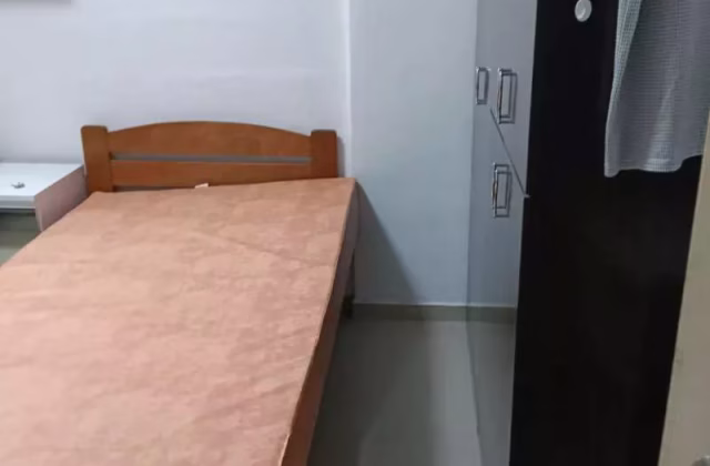单间出租 • 新加坡河 • 320 Hougang Avenue 5 • S$500 • 4房(3臥室) • 床位出租