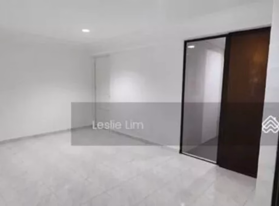 单间出租 • 欧南 • 48 Sims Place • S$1000 • 3房(2臥室) • 普通房 照片