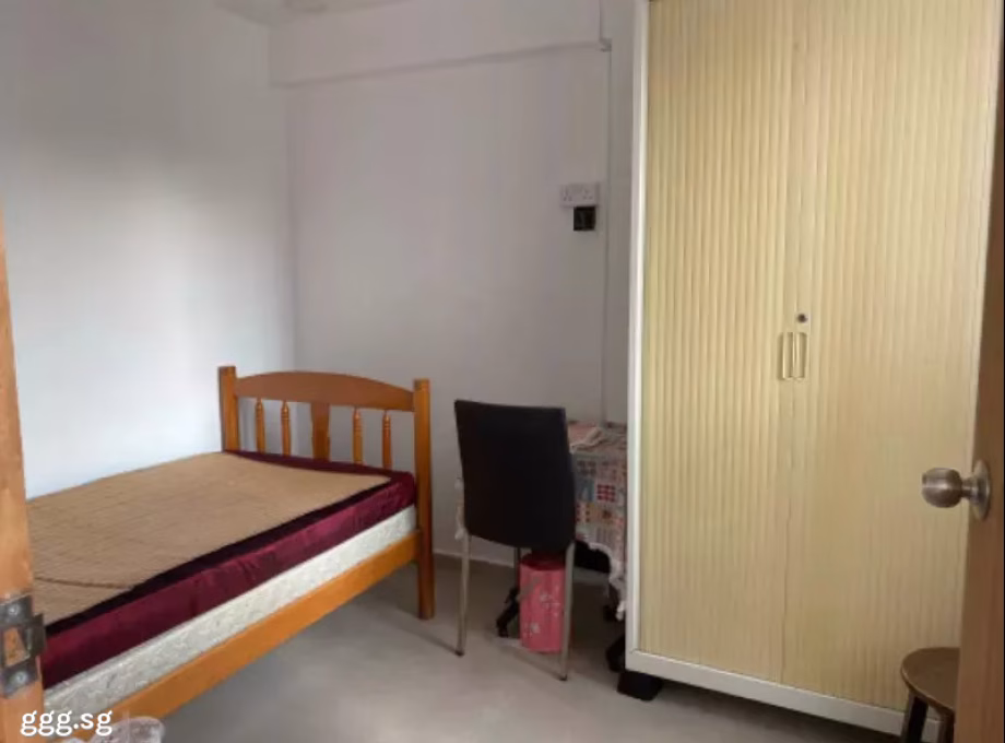 单间出租 • 林厝港 • 671A Jurong West Street 65 • S$700 • 3房(2臥室) • 普通房 照片