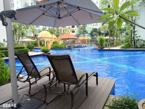 单间出租 • 林厝港 •  The Lakeshore • S$1800 • 共管公寓 • 主人房 照片