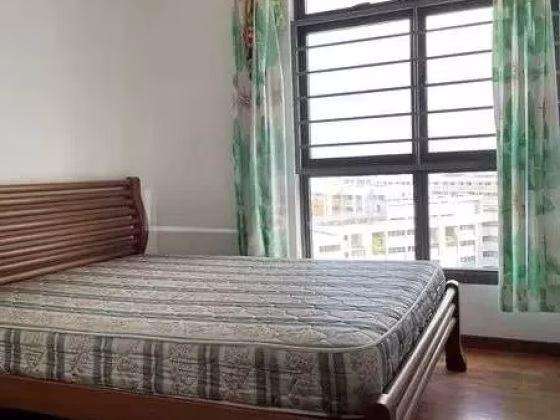 单间出租 • 梧槽 • 347B Yishun Avenue 11 • S$900 • 5房(4臥室) • 主人房 照片