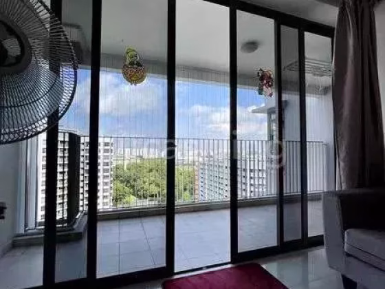 单间出租 • 梧槽 • 347B Yishun Avenue 11 • S$1300 • 5房(4臥室) • 主人房 照片