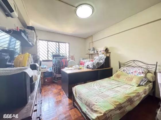 房屋出售 • 巴耶利峇 • 31 Teban Gardens Road • S$490000 • 3房(2臥室) • 1065ft² / 98m² 照片