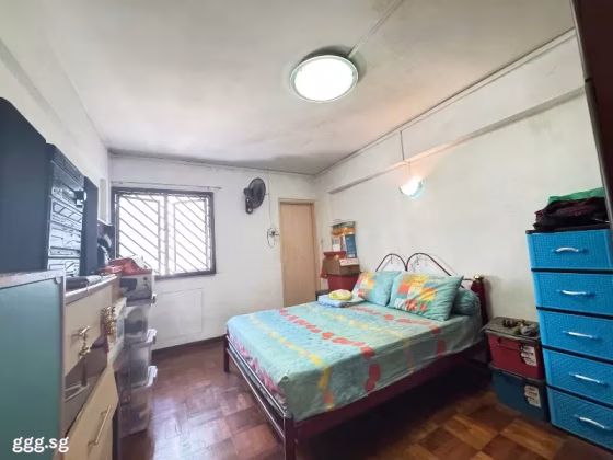 房屋出售 • 巴耶利峇 • 31 Teban Gardens Road • S$490000 • 3房(2臥室) • 1065ft² / 98m² 照片